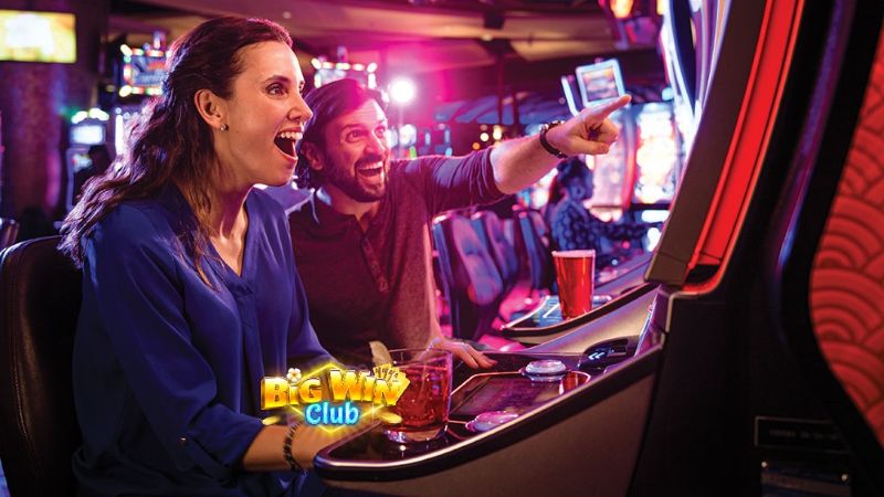 Casino High Limit Slots Hand Big Pays